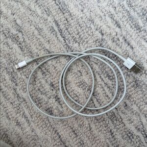White USB to Lightning Cable
